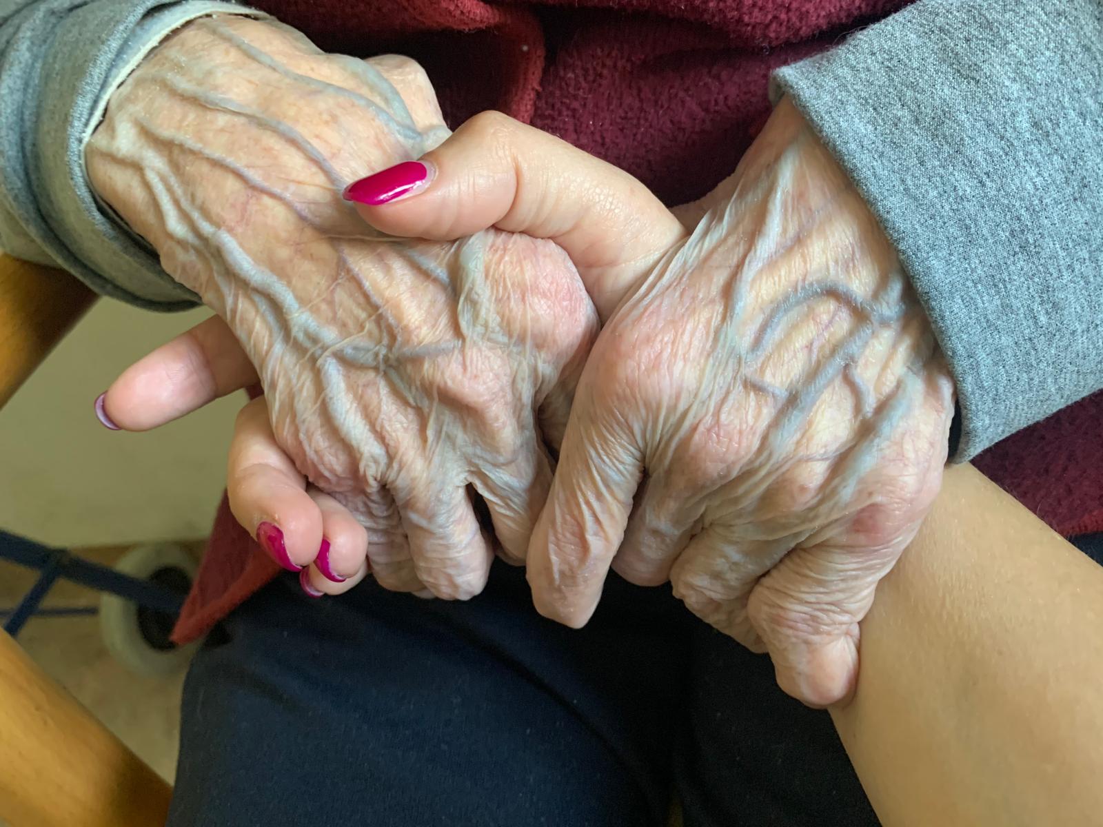 L’INTERVENTO, “DIRIGERE UNA RSA, UNA MISSIONE A TUTELA DEGLI ANZIANI”